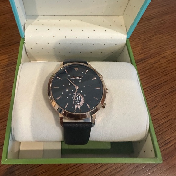 Kate Spade ♠️ Ladies Smart Watch - Picture 1 of 3
